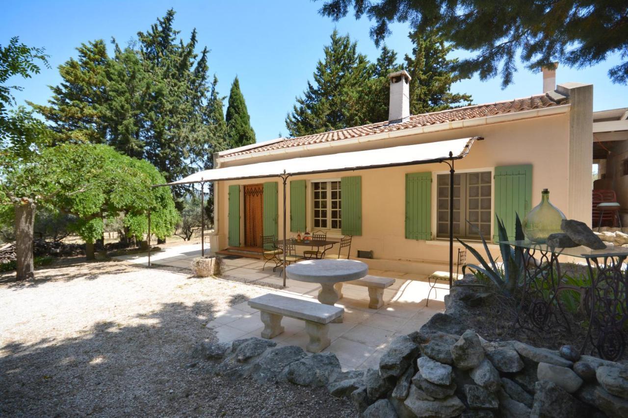 Les Mazets De La Reine Pedauque Villa Paradou Luaran gambar